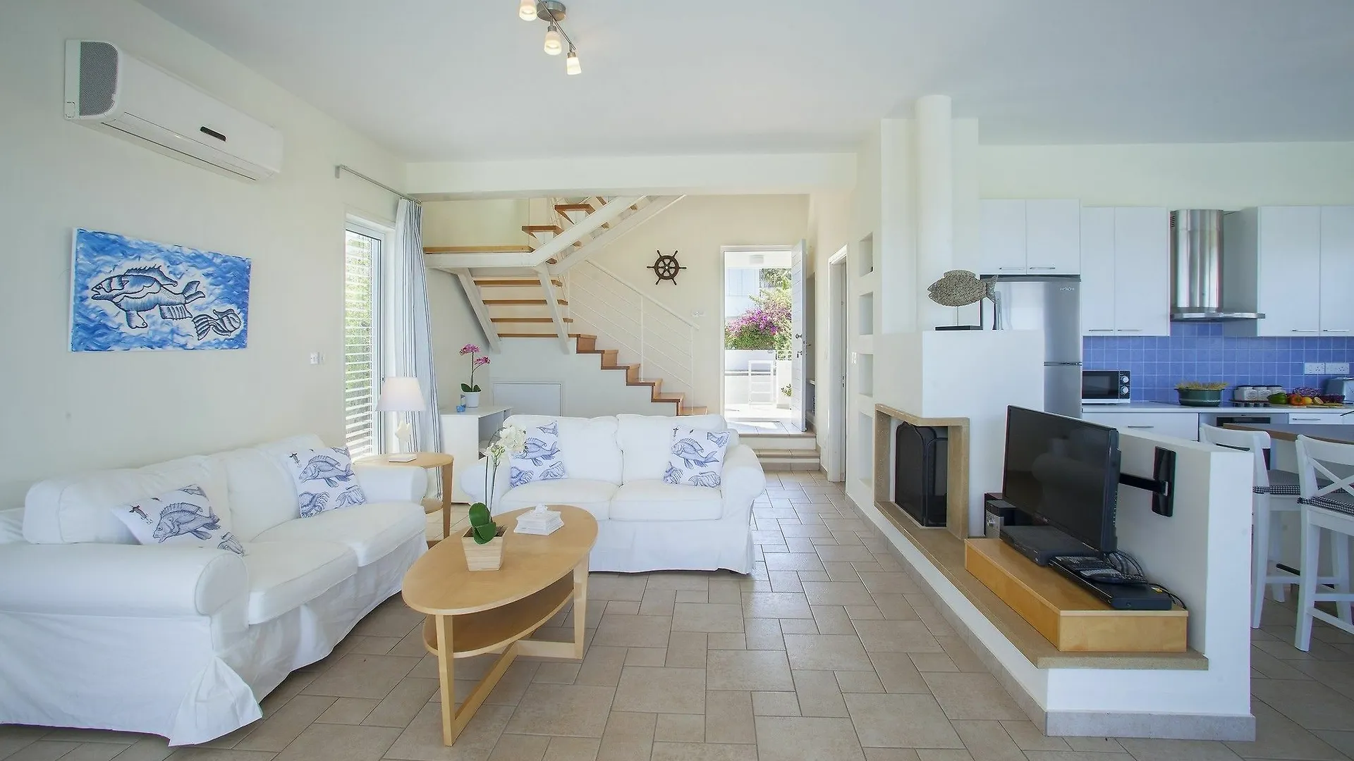 Naxos Villas Protaras 0*,